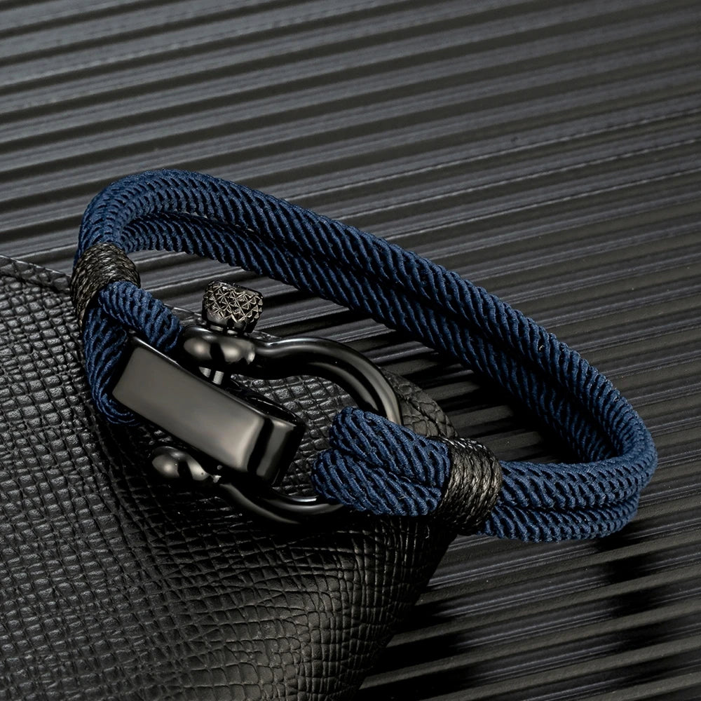 Shackle Buckle Survival Bracelet